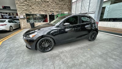 2023 Mazda Mazda 2 1.5 Carbon Edition At