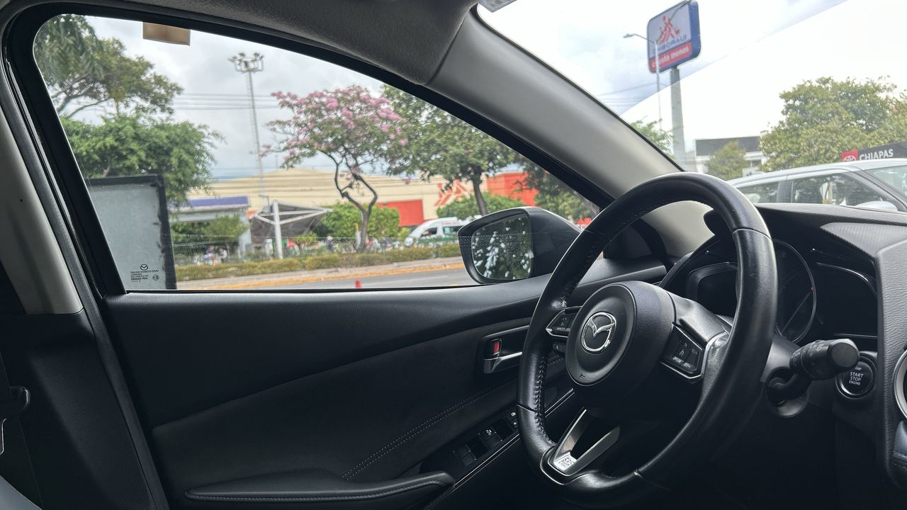 2023 Mazda Mazda 2 1.5 Carbon Edition At