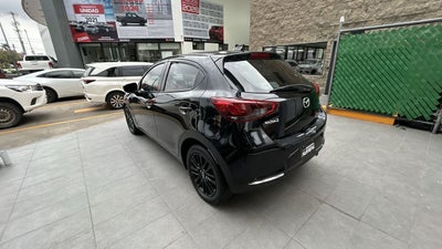 2023 Mazda Mazda 2 1.5 Carbon Edition At