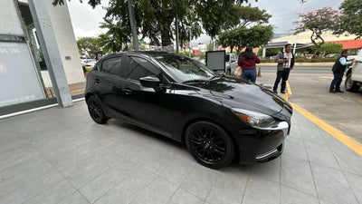 2023 Mazda Mazda 2 1.5 Carbon Edition At