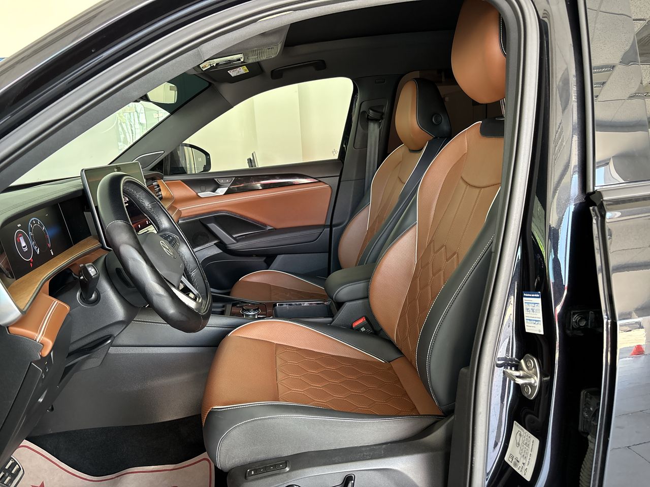 2025 Volkswagen Tiguan 1.4 R-Line At