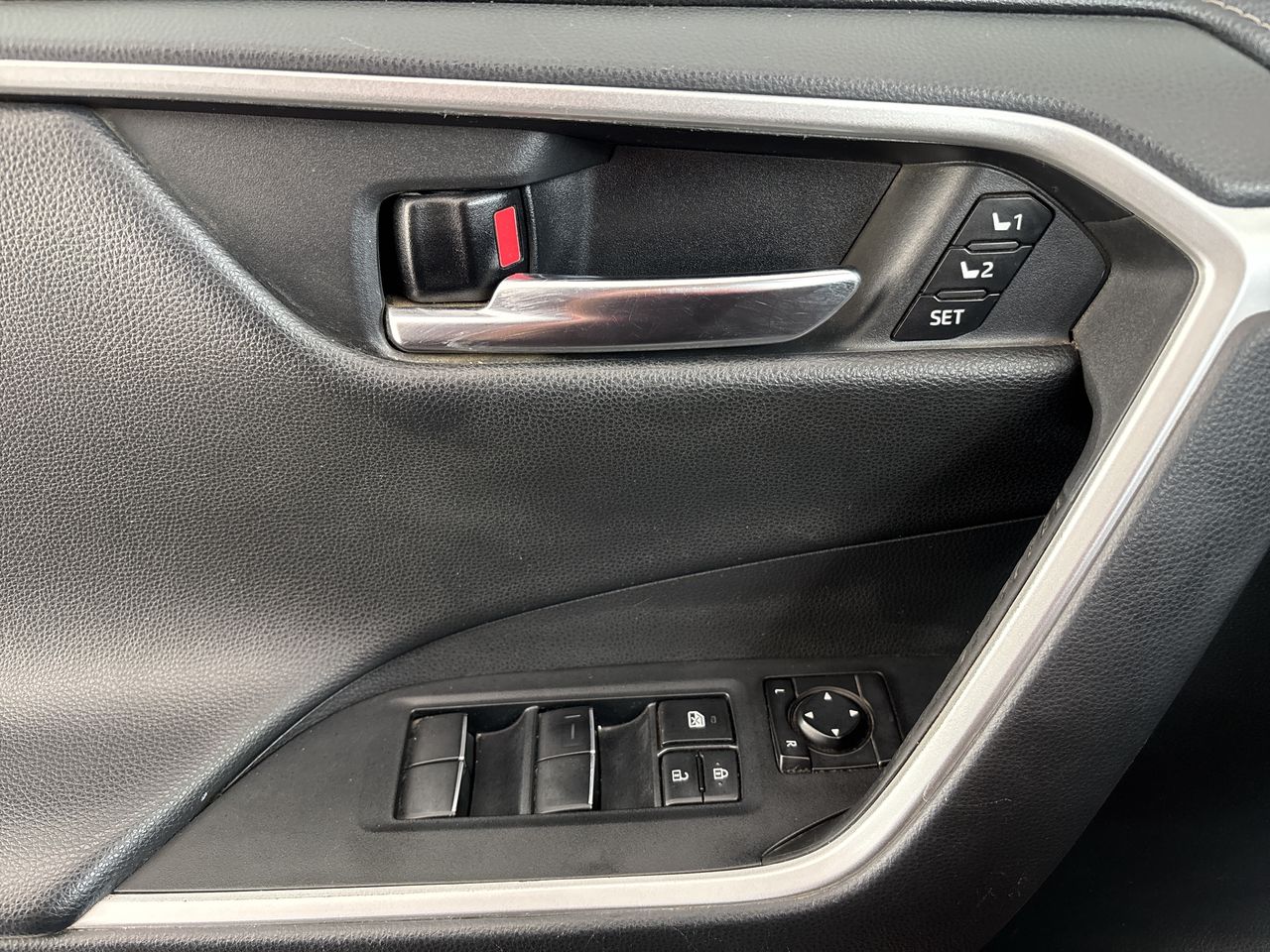 2021 Toyota RAV4 2.5 Limited Hybrid At