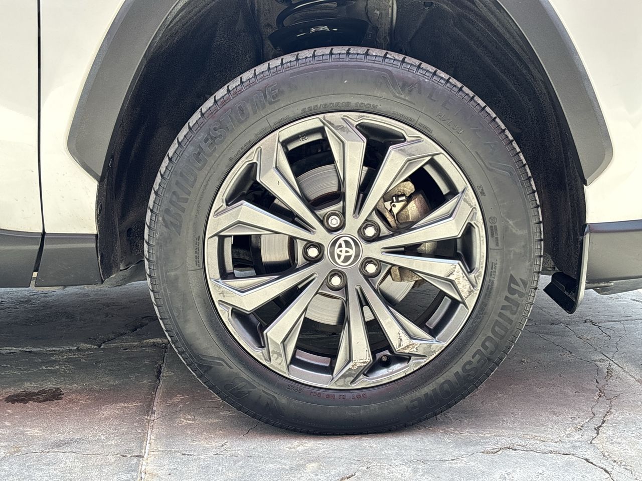 2023 Toyota RAV4 2.5 Limited Hybrid At