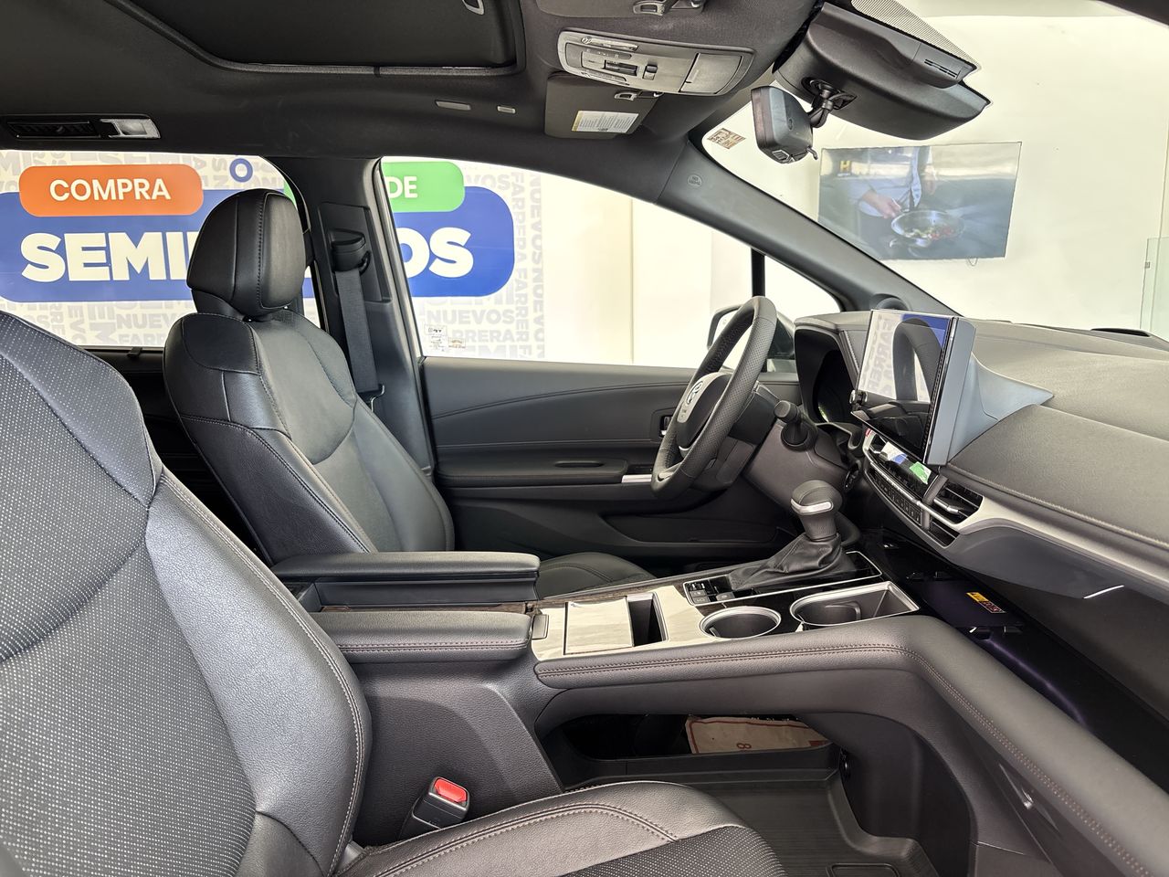 2026 Toyota Sienna 2.5 Platinum Hev At