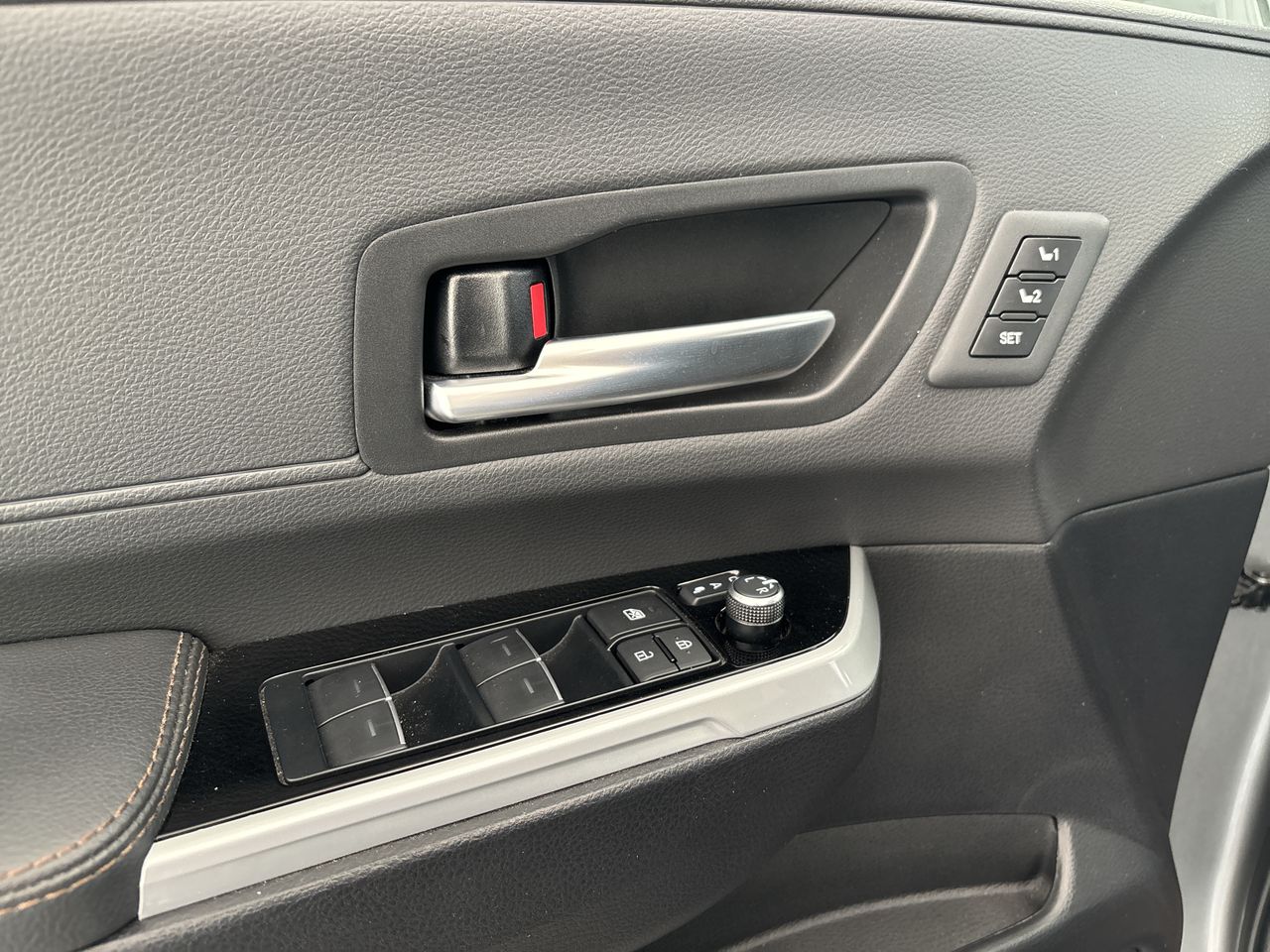 2026 Toyota Sienna 2.5 Platinum Hev At