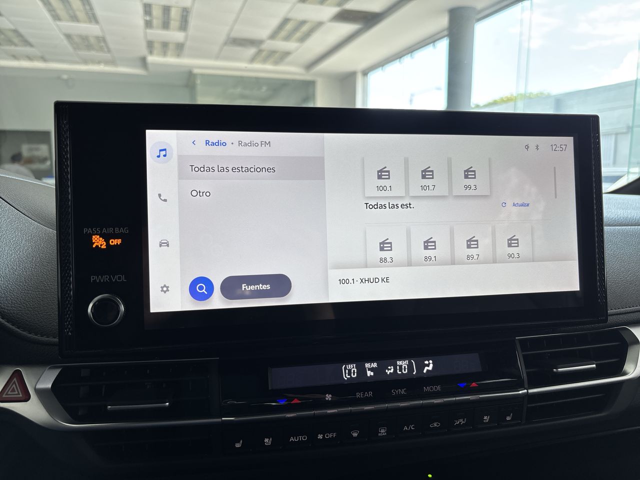 2026 Toyota Sienna 2.5 Platinum Hev At