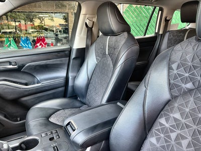 2024 Toyota Highlander 2.5 Nightshade Hev At