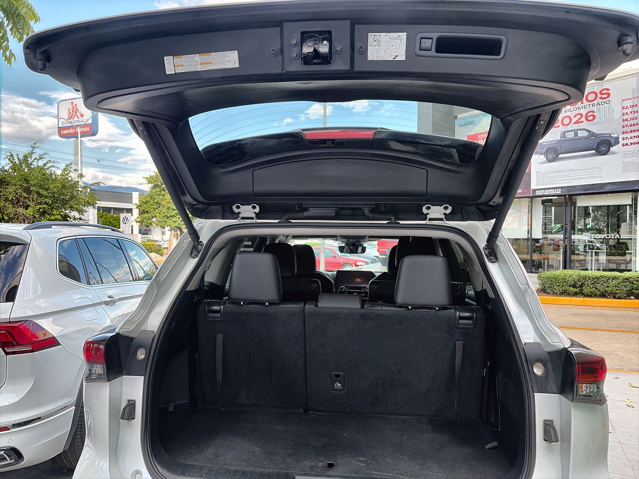 2024 Toyota Highlander 2.5 Nightshade Hev At