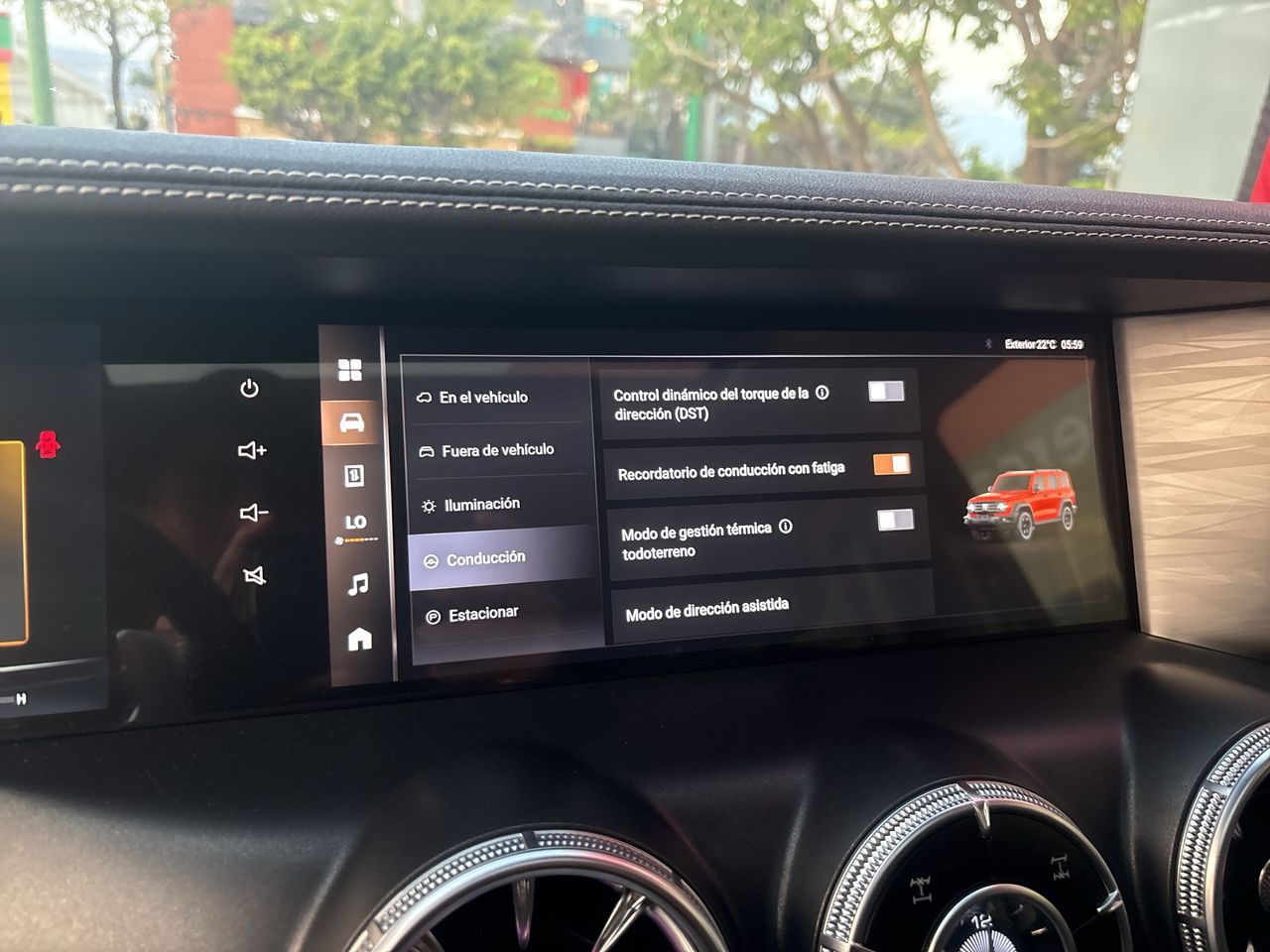 2025 GWM Tank 300 2.0 Luxury Hev