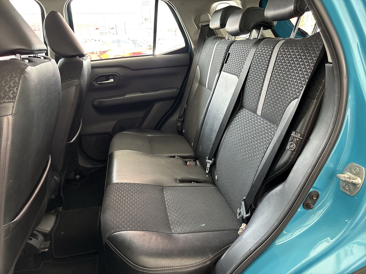2023 Toyota Raize 1.0 XLE Bi-Tono At