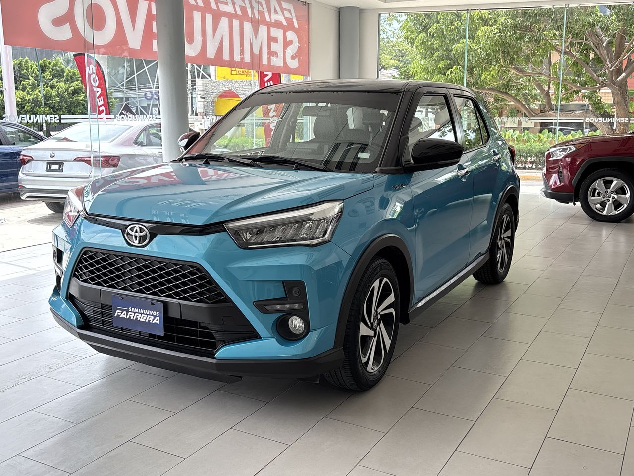 2023 Toyota Raize 1.0 XLE Bi-Tono At