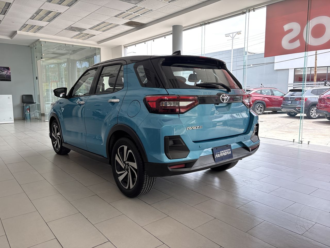 2023 Toyota Raize 1.0 XLE Bi-Tono At