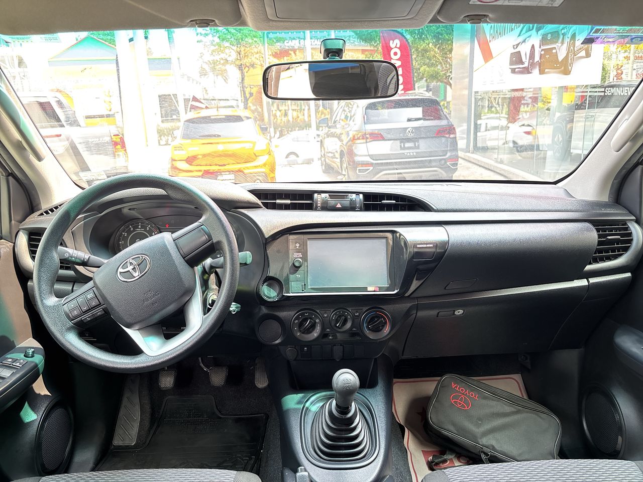 2026 Toyota Hilux 2.7 Doble Cabina Sr Mt
