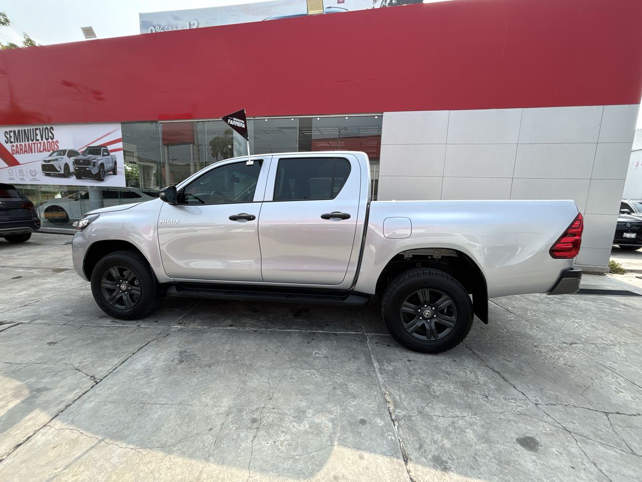 2026 Toyota Hilux 2.7 Doble Cabina Sr Mt