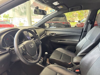 2022 Toyota Yaris 1.5 S Hb Mt