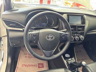 2022 Toyota Yaris 1.5 S Hb Mt