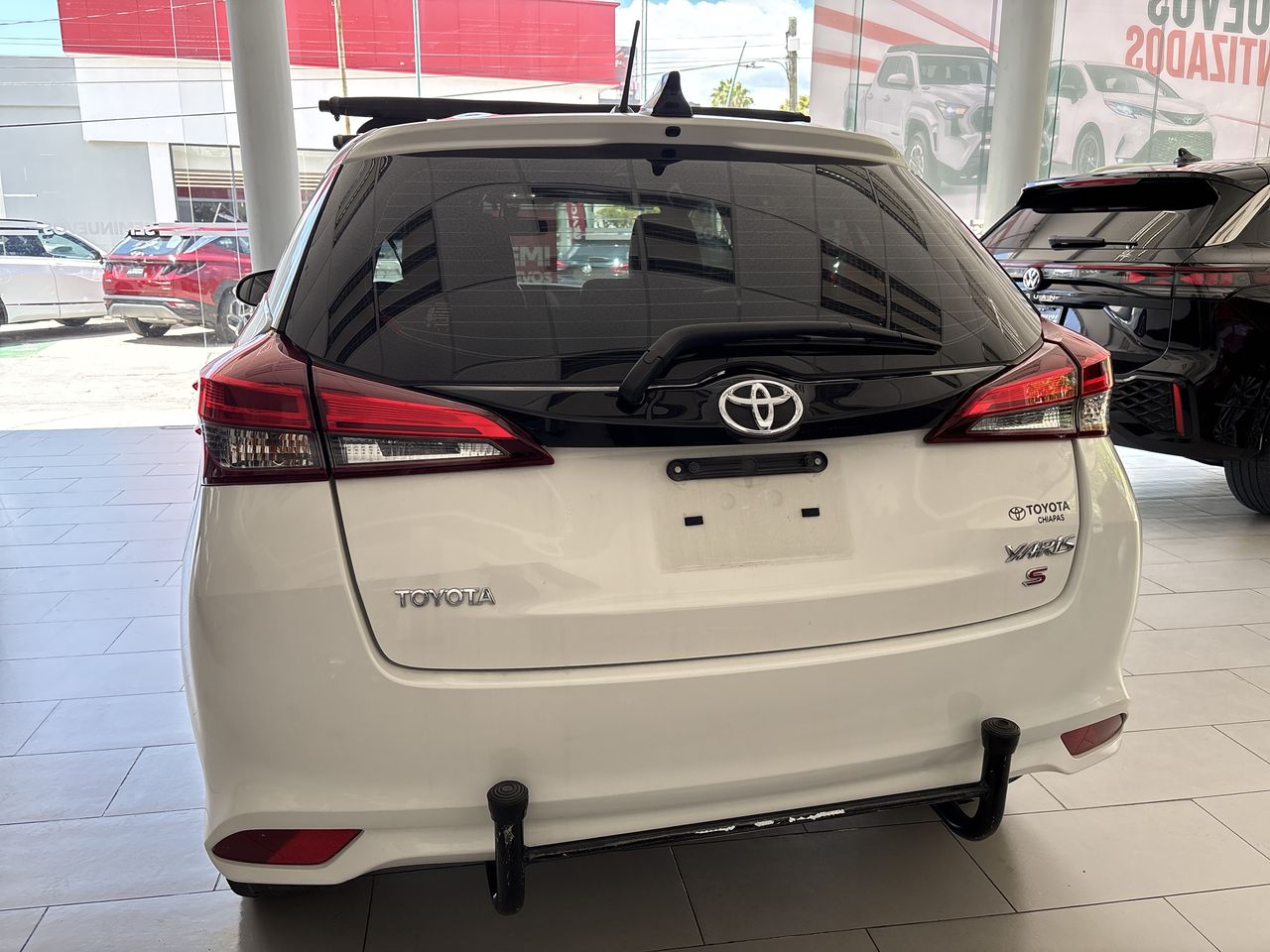 2022 Toyota Yaris 1.5 S Hb Mt