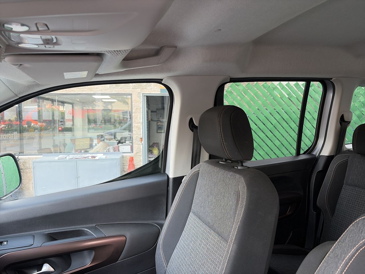 2024 Peugeot Rifter 1.2 Puretech Allure Pack At