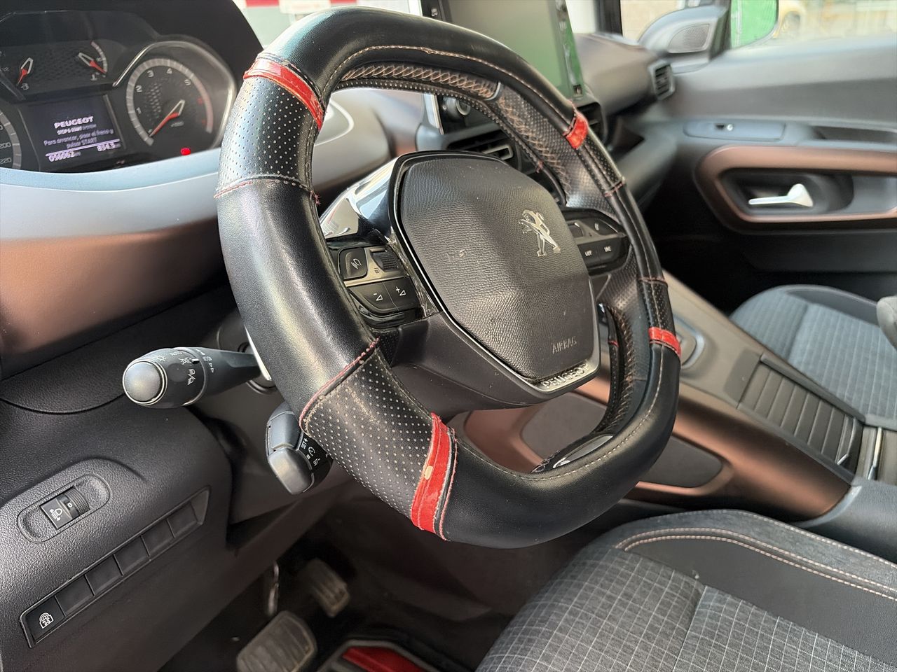 2024 Peugeot Rifter 1.2 Puretech Allure Pack At