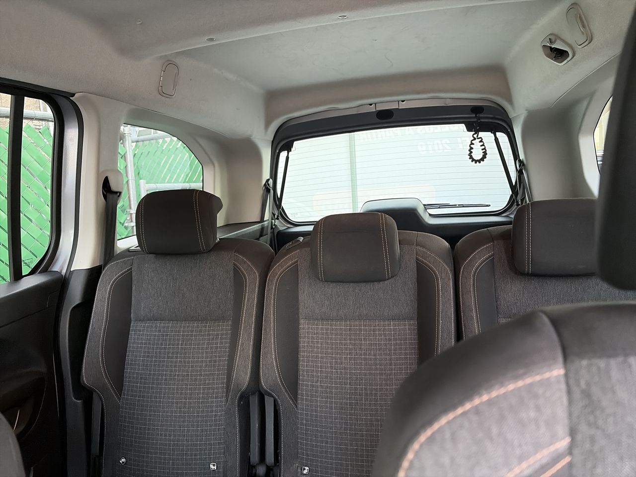 2024 Peugeot Rifter 1.2 Puretech Allure Pack At