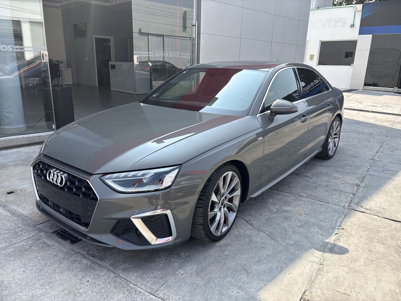 2023 Audi A4 2.0 S-Line At